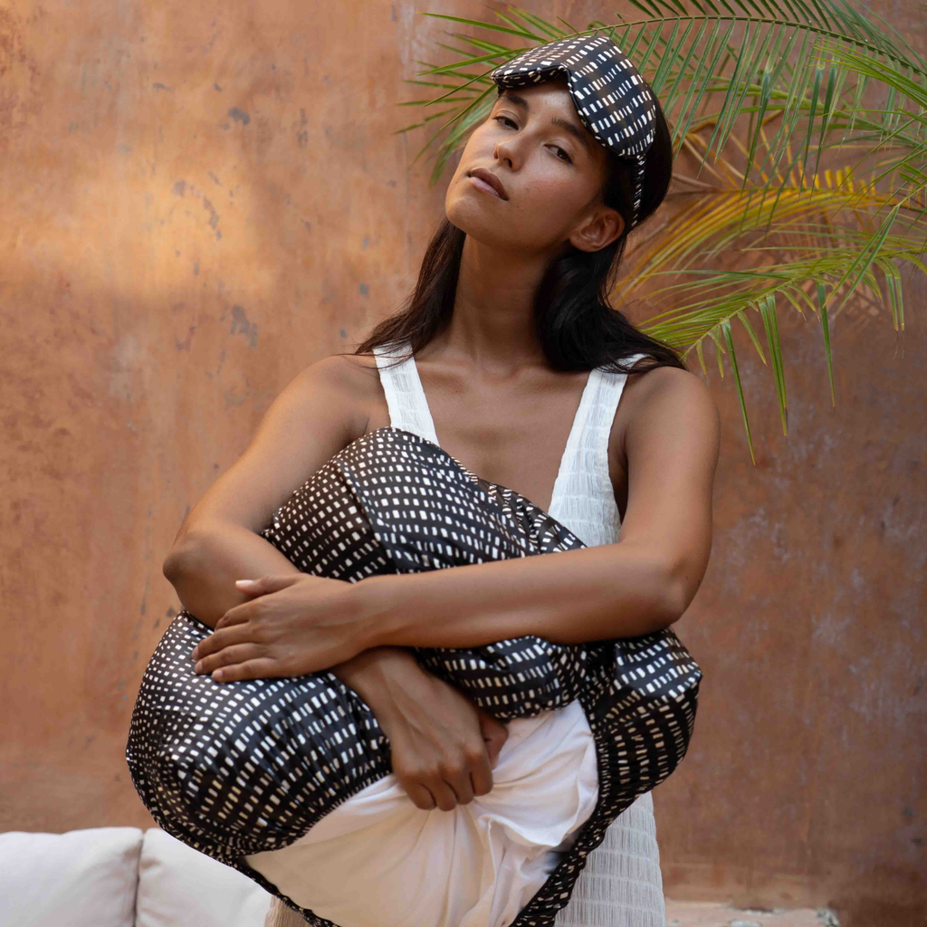 METRO Duo – Silk Travel Pillowcase & Sleep Mask Set