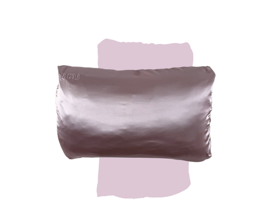 Mulberry silk travel pillowcase with silver nanoparticles in Sonder.